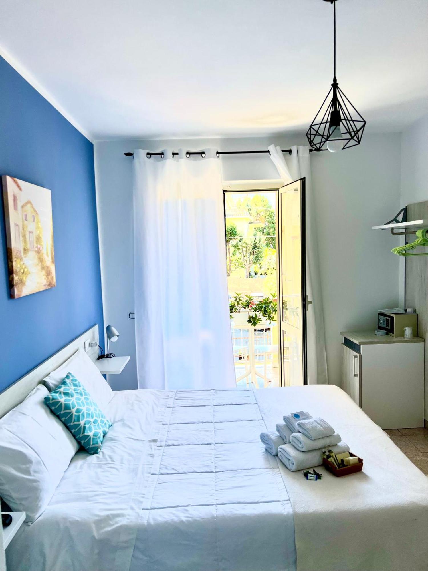 Bed and Breakfast Light Blue Tropea Exterior foto
